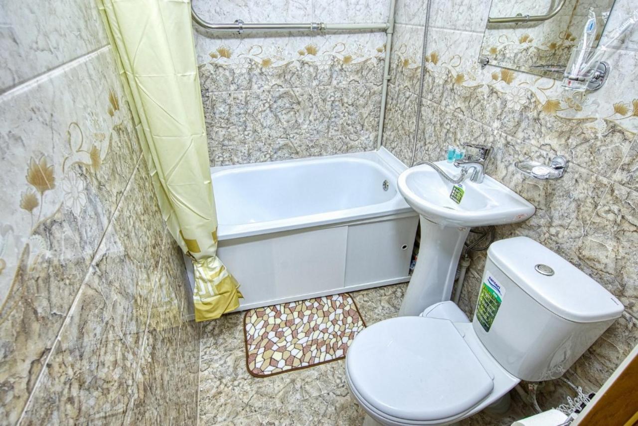 Апартаменты На Улице Клочкова, 128 Almaty Ngoại thất bức ảnh
